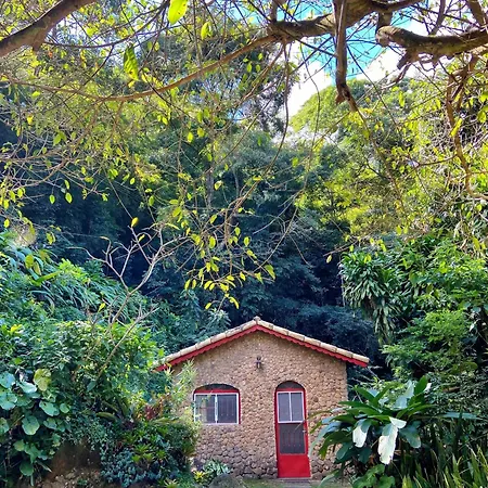 Chale Vermelho - Sitio Caldeirao Petropolis  Exterior photo