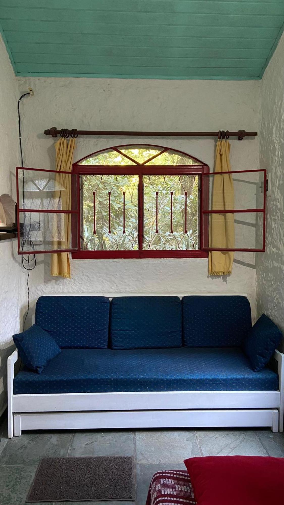 Chale Vermelho - Sitio Caldeirao